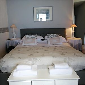 Camera con letto king size